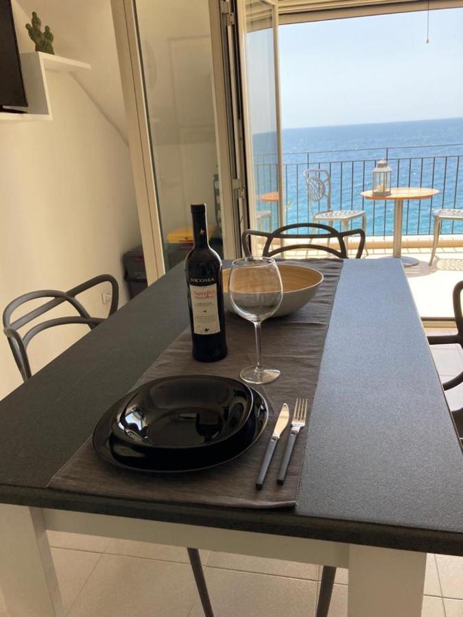 Soffio Dal Mare Apartment Letojanni Exterior photo