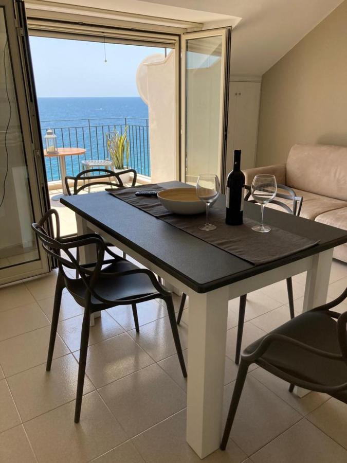 Soffio Dal Mare Apartment Letojanni Exterior photo